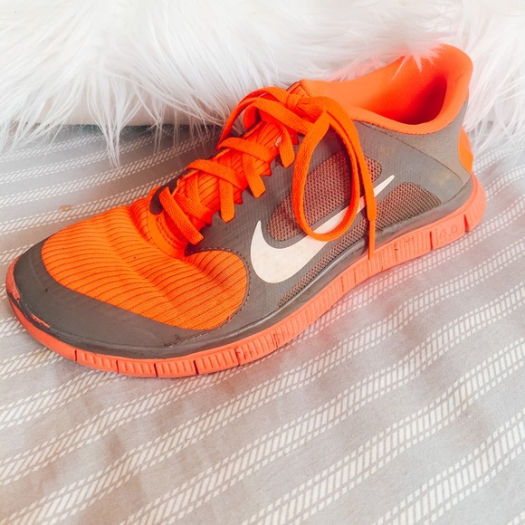 nike tennis orange